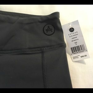 Aether woman’s leggings size small / 2